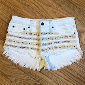 LF Denim short size 25